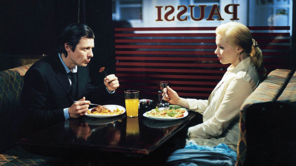 lights-in-the-dusk_still