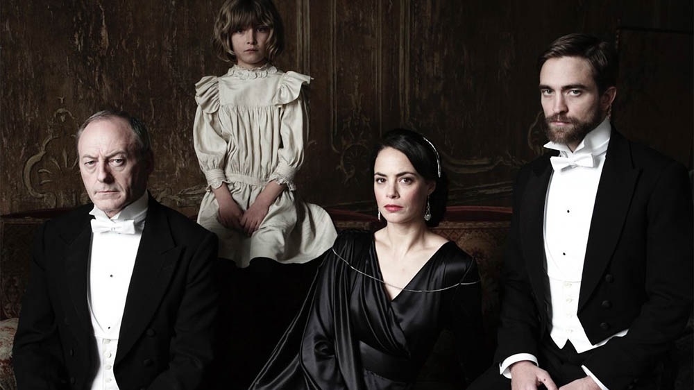 the-childhood-of-a-leader_still